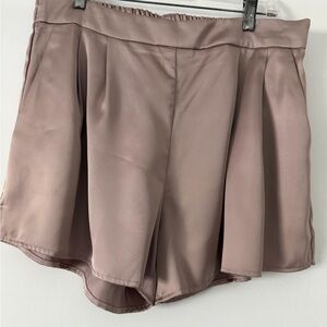 Women’s Relaxed Satin Shorts in Mauve